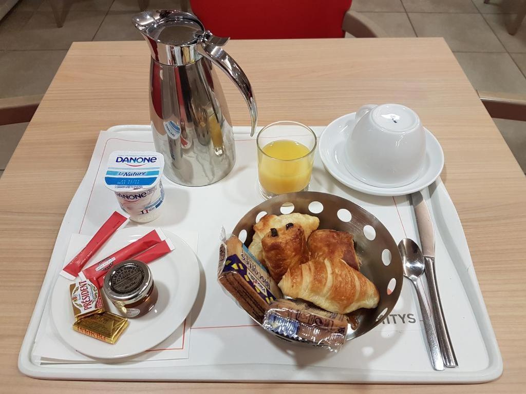 Aparthotel Domitys Le Ruban D'Azur Sète Esterno foto